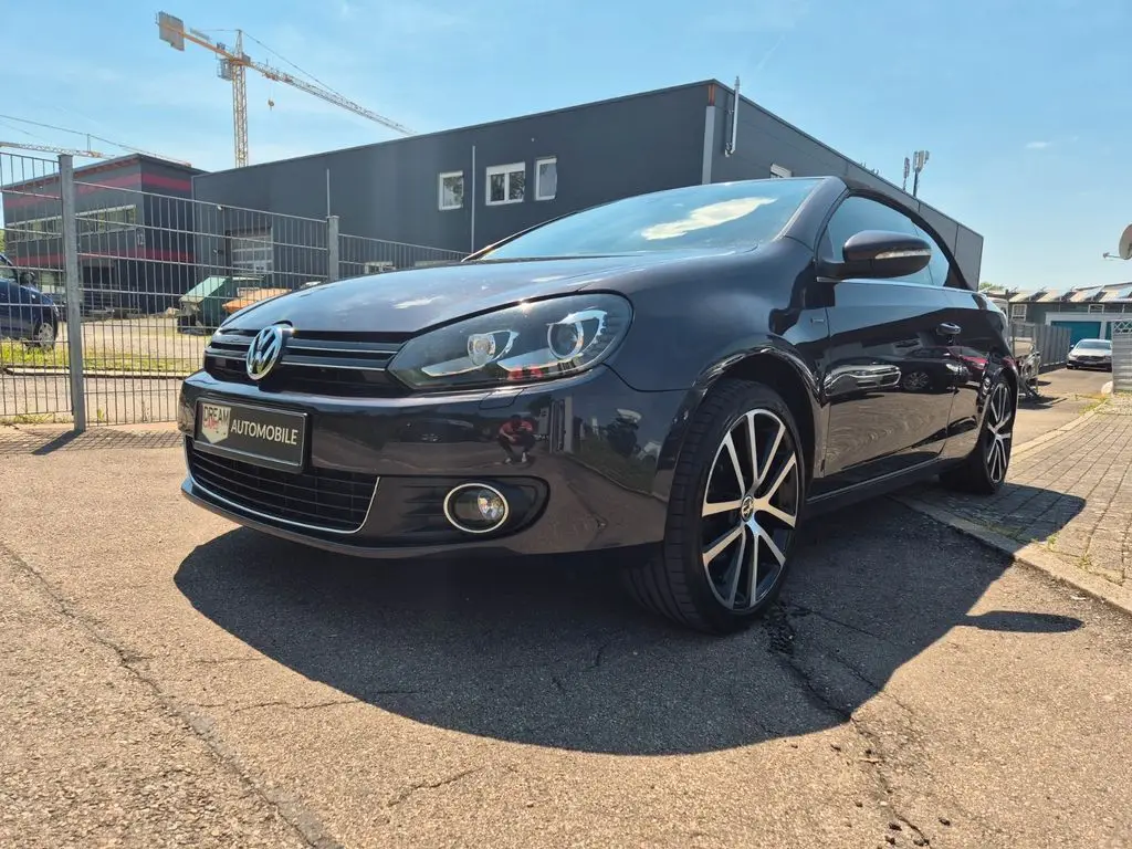 Photo 1 : Volkswagen Golf 2015 Essence