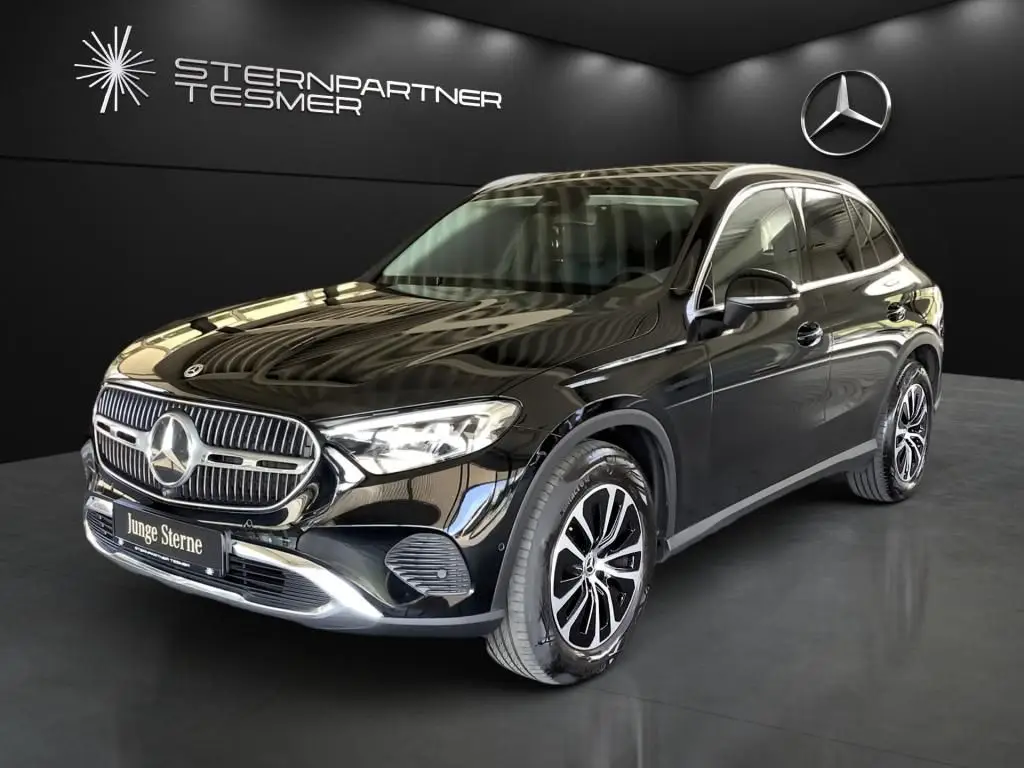 Photo 1 : Mercedes-benz Classe Glc 2023 Petrol