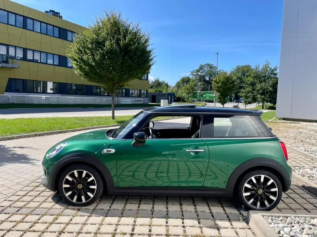 Photo 1 : Mini Cooper 2020 Non renseigné