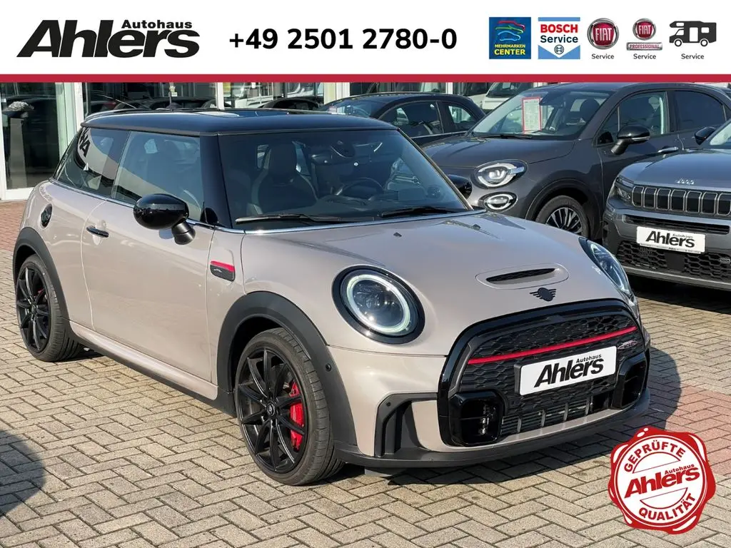 Photo 1 : Mini John Cooper Works 2023 Essence