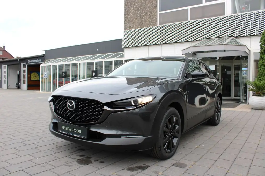 Photo 1 : Mazda Cx-30 2024 Petrol