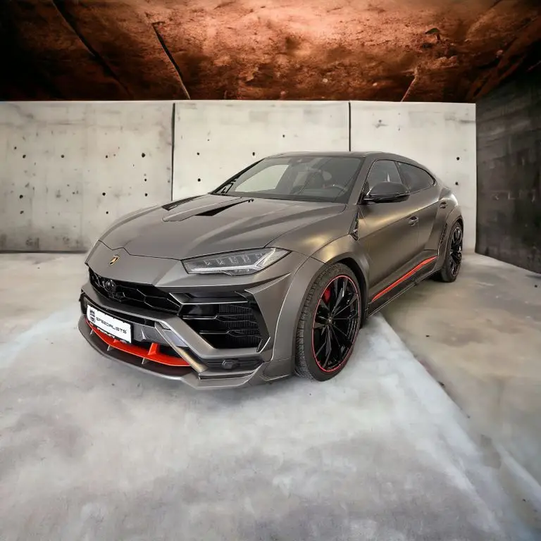 Photo 1 : Lamborghini Urus 2022 Essence