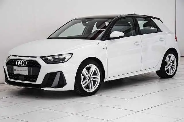 Photo 1 : Audi A1 2021 Essence