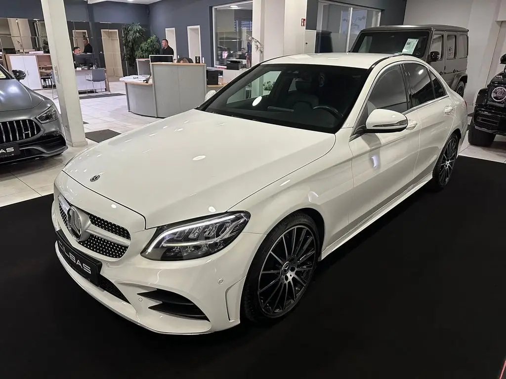 Photo 1 : Mercedes-benz Classe C 2019 Essence