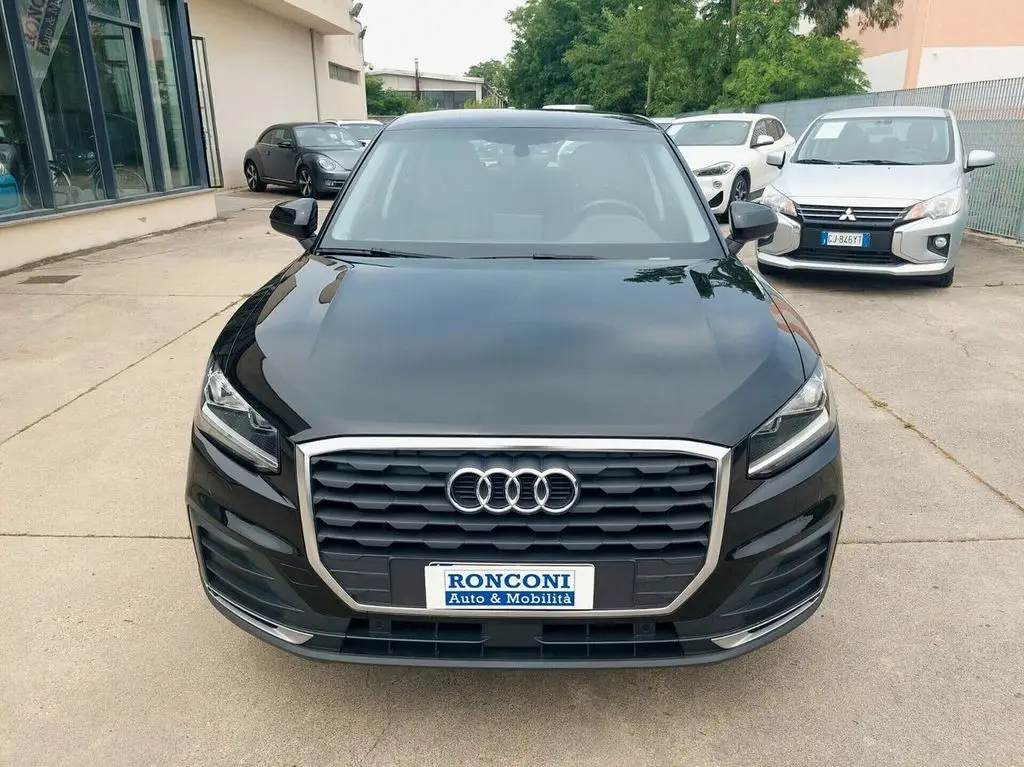 Photo 1 : Audi Q2 2019 Petrol