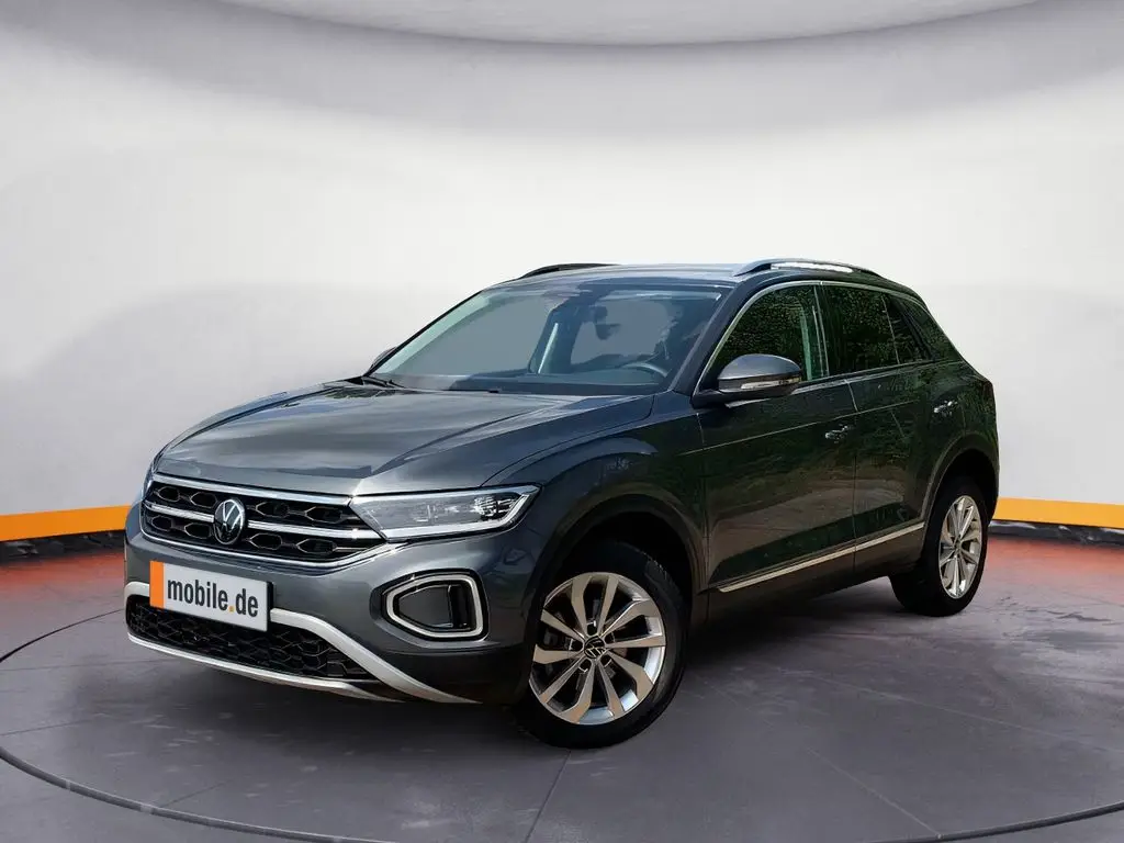 Photo 1 : Volkswagen T-roc 2023 Petrol