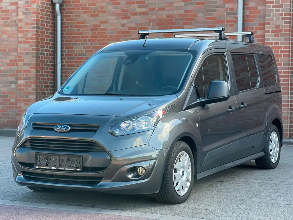 Photo 1 : Ford Grand Tourneo 2017 Diesel