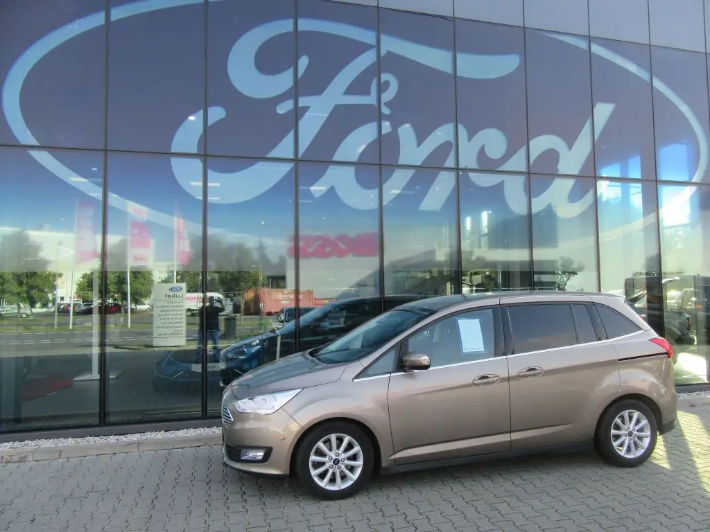 Photo 1 : Ford Grand C-max 2018 Essence