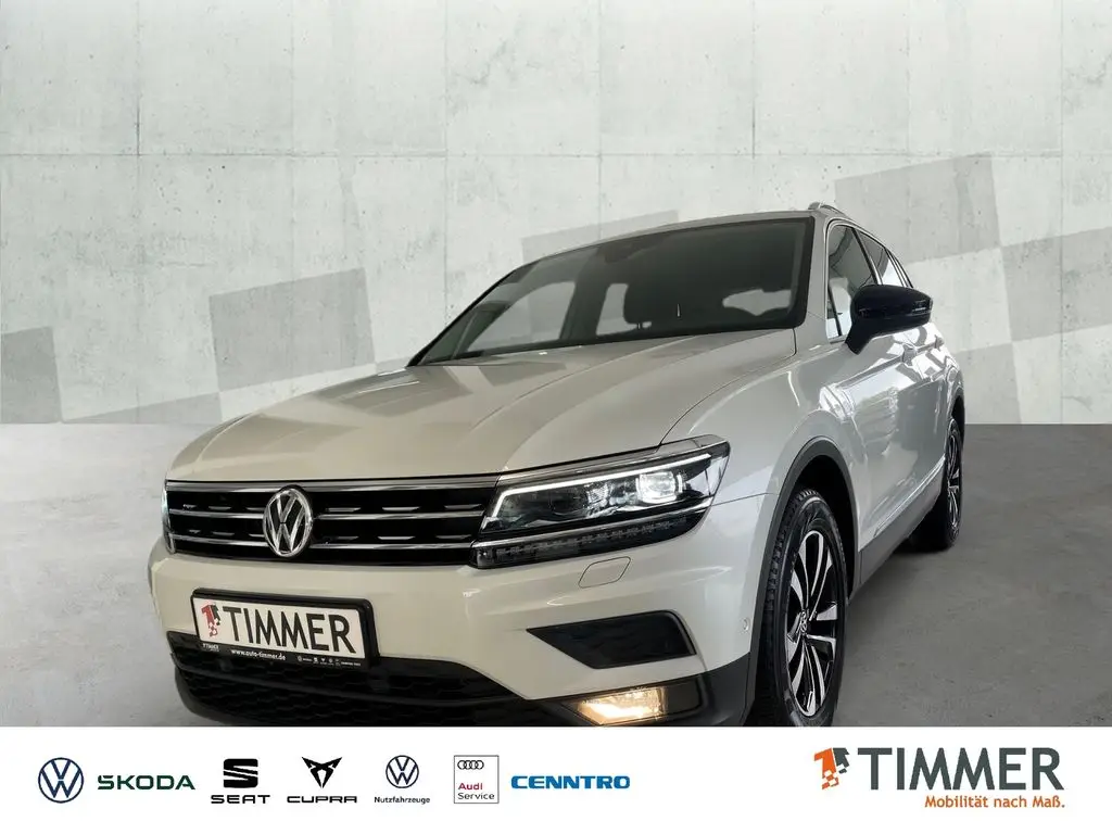 Photo 1 : Volkswagen Tiguan 2020 Essence