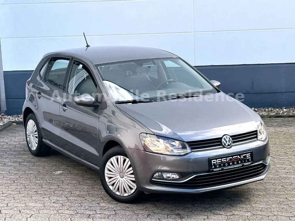 Photo 1 : Volkswagen Polo 2015 Essence