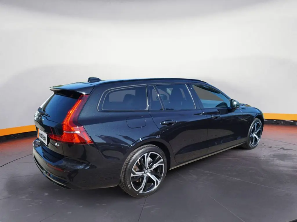 Photo 1 : Volvo V60 2023 Diesel