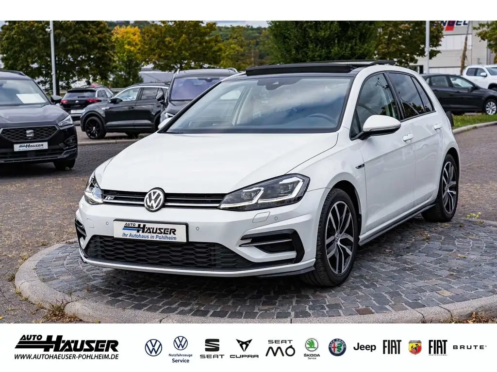 Photo 1 : Volkswagen Golf 2019 Petrol