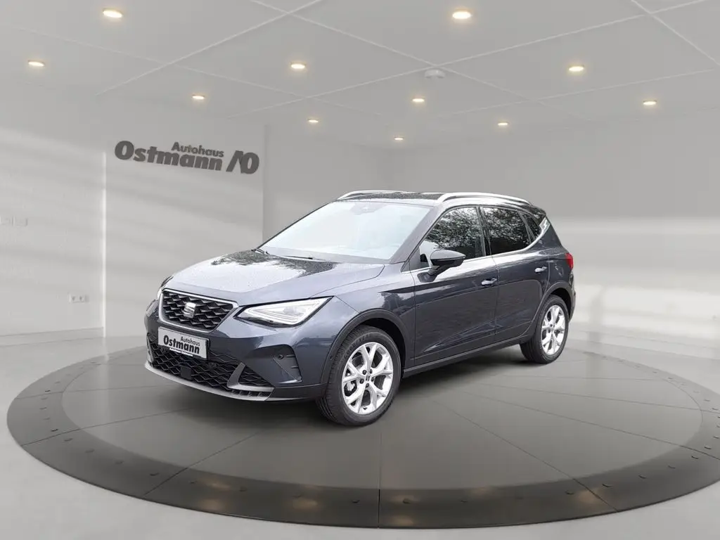 Photo 1 : Seat Arona 2024 Essence