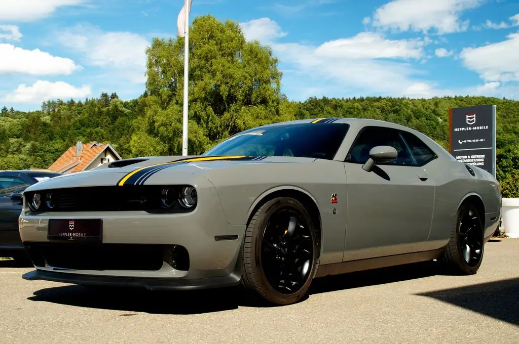 Photo 1 : Dodge Challenger 2019 Petrol