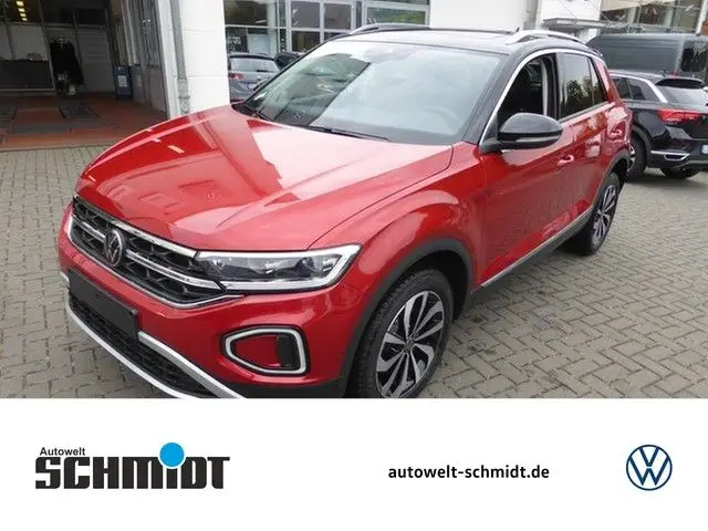 Photo 1 : Volkswagen T-roc 2023 Petrol