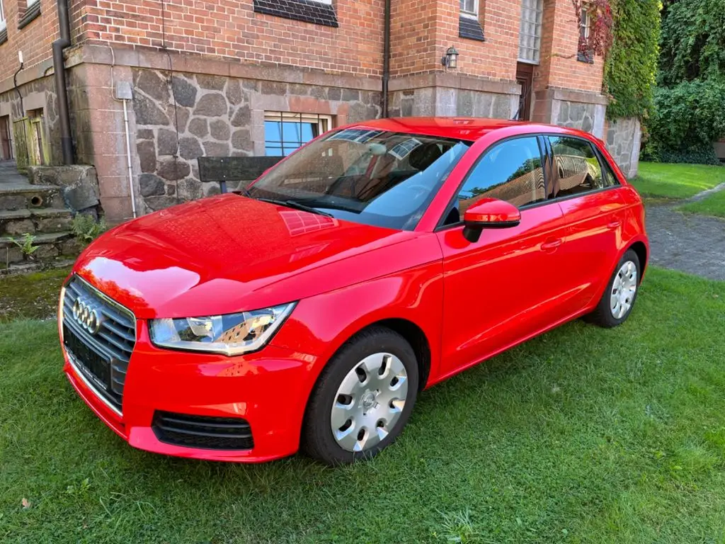 Photo 1 : Audi A1 2017 Petrol