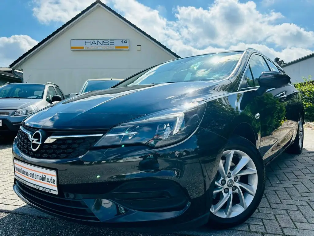 Photo 1 : Opel Astra 2020 Essence