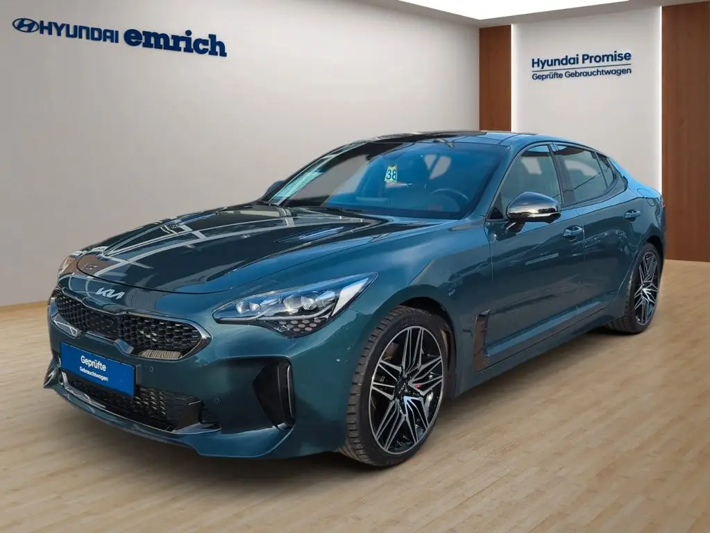 Photo 1 : Kia Stinger 2023 Essence