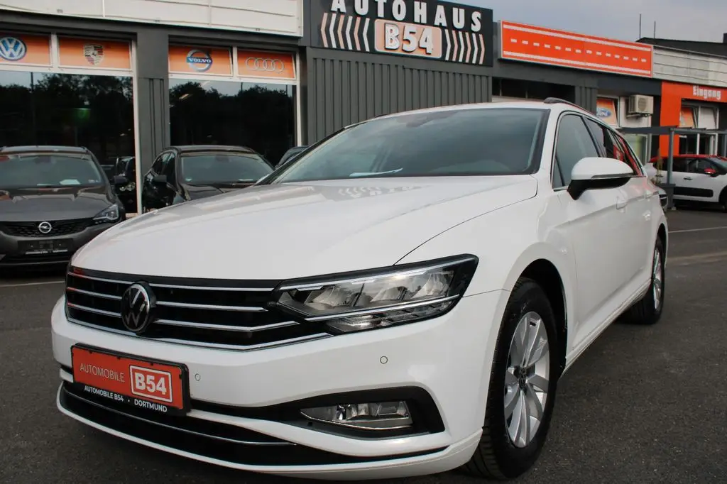 Photo 1 : Volkswagen Passat 2022 Diesel