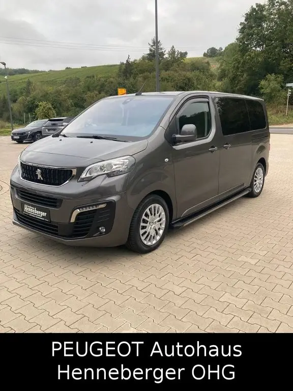 Photo 1 : Peugeot Traveller 2020 Diesel