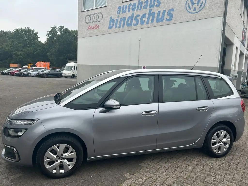 Photo 1 : Citroen C4 2017 Petrol