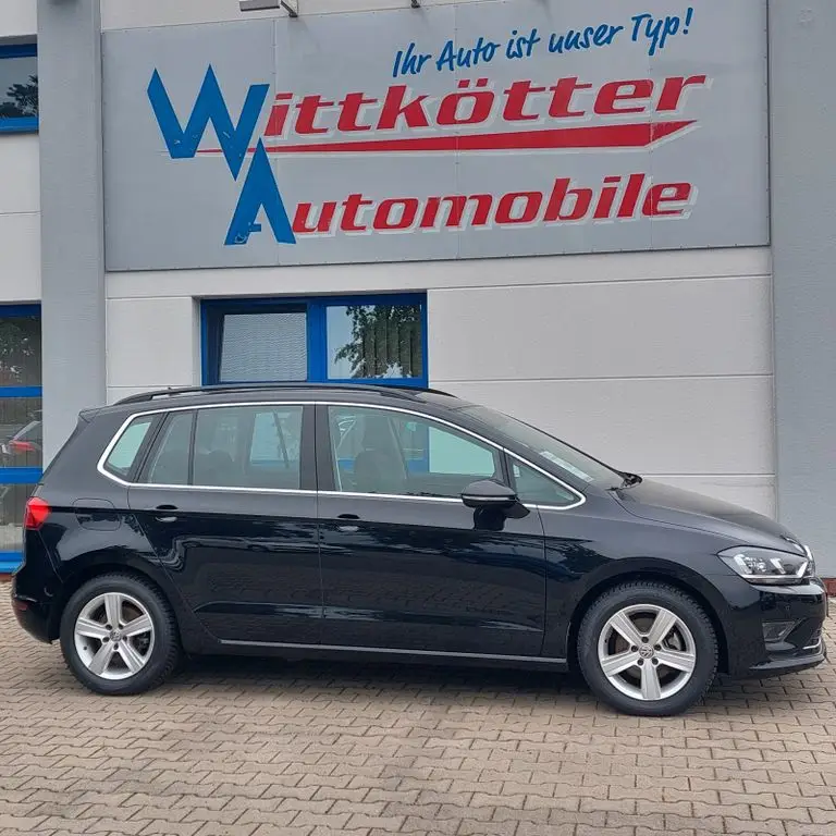 Photo 1 : Volkswagen Golf 2016 Petrol