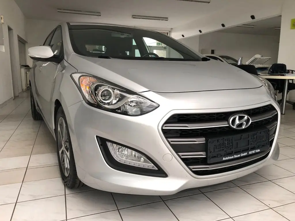 Photo 1 : Hyundai I30 2016 Essence