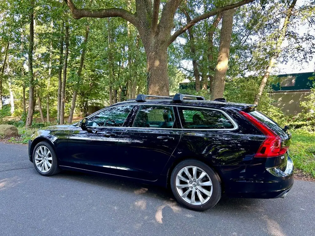 Photo 1 : Volvo V90 2018 Essence