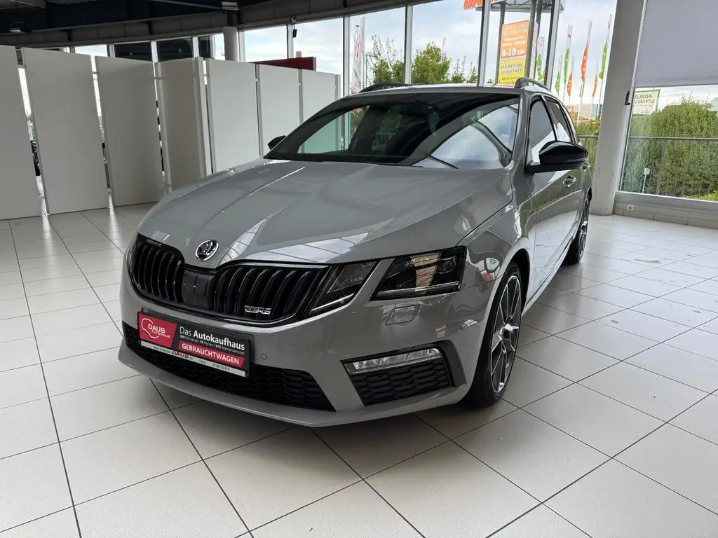 Photo 1 : Skoda Octavia 2019 Petrol