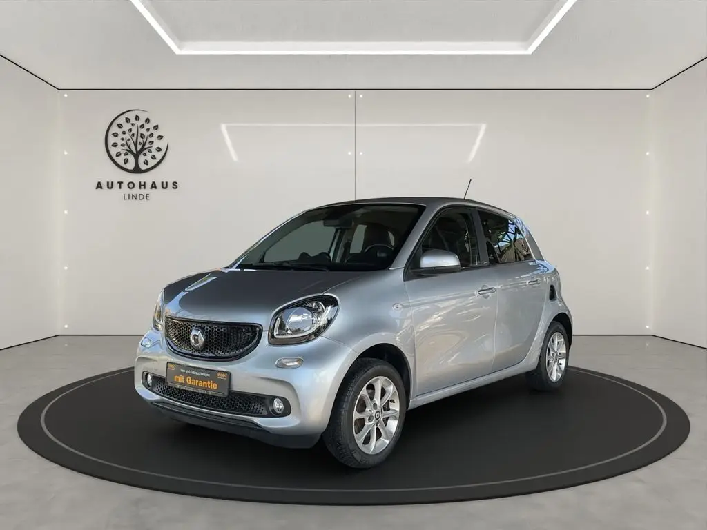 Photo 1 : Smart Forfour 2016 Essence