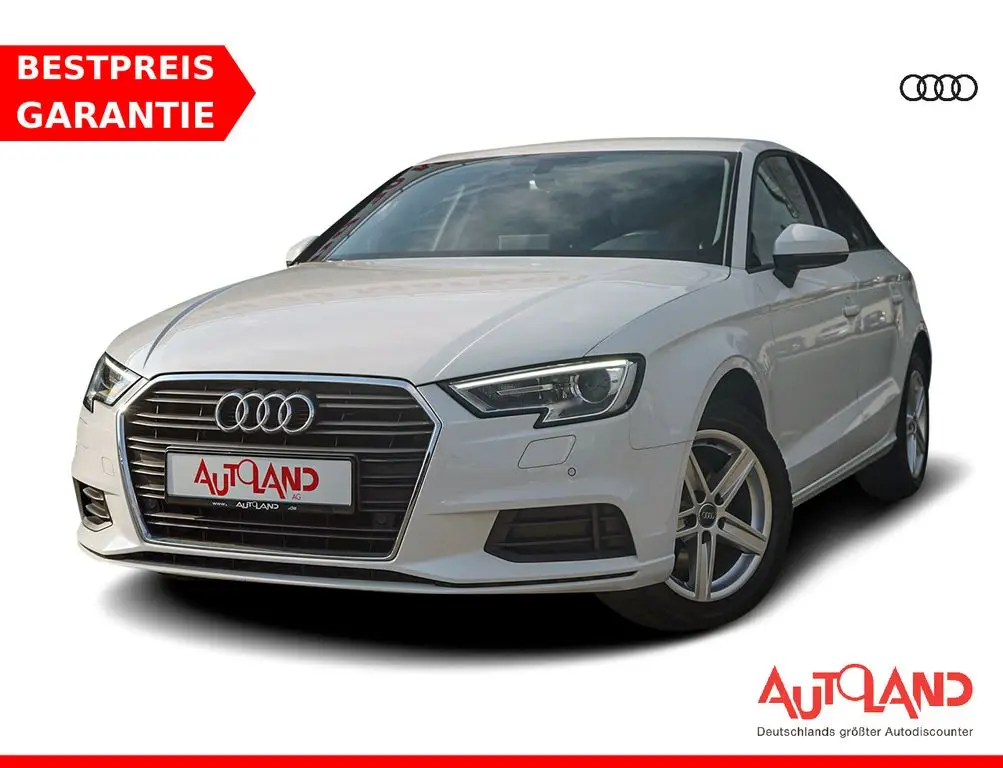 Photo 1 : Audi A3 2020 Petrol