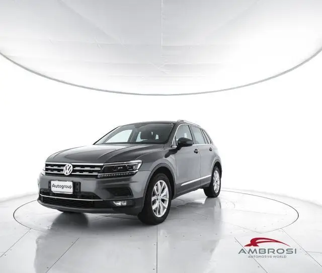 Photo 1 : Volkswagen Tiguan 2019 Diesel