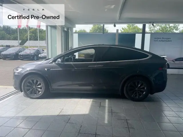 Photo 1 : Tesla Model X 2018 Not specified