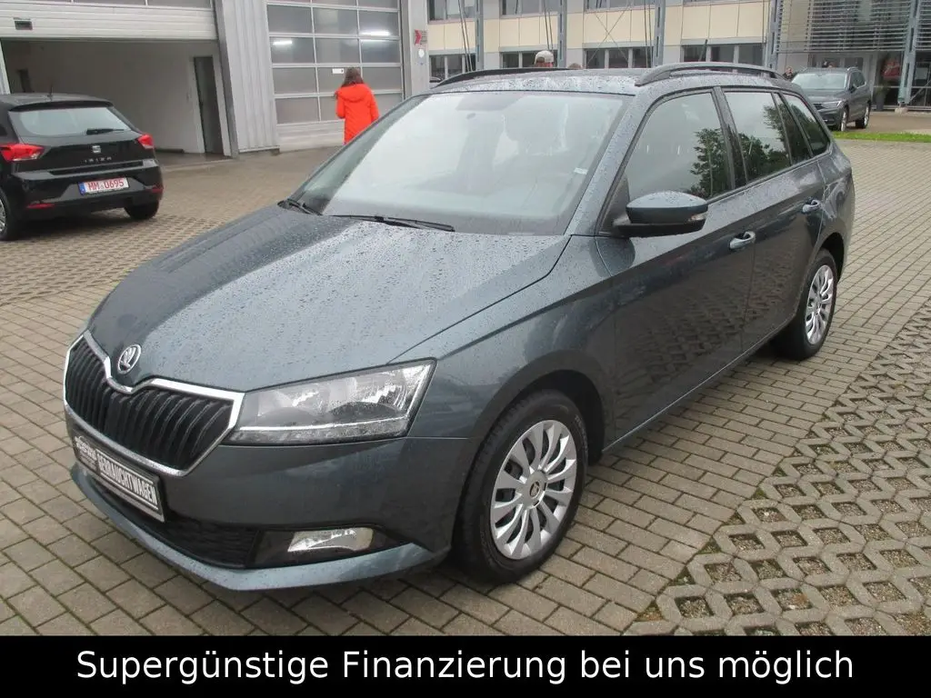 Photo 1 : Skoda Fabia 2021 Essence