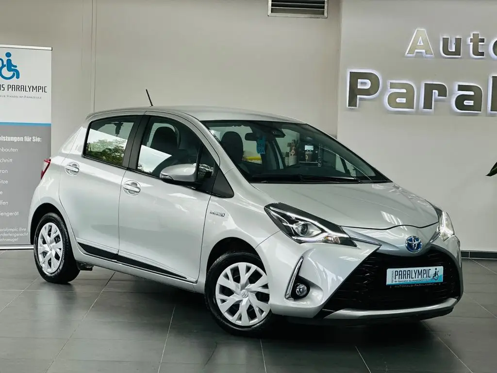 Photo 1 : Toyota Yaris 2018 Hybrid