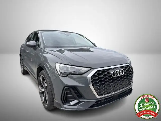 Photo 1 : Audi Q3 2020 Diesel