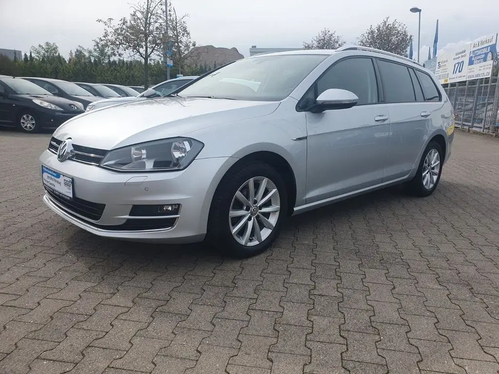 Photo 1 : Volkswagen Golf 2015 Essence