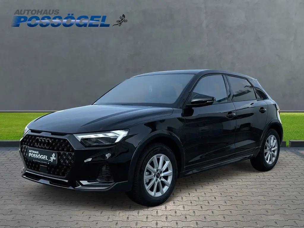 Photo 1 : Audi A1 2023 Petrol