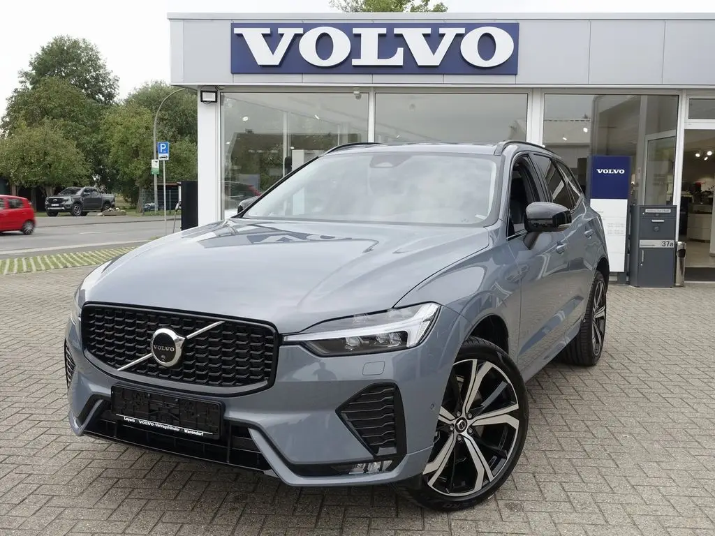 Photo 1 : Volvo Xc60 2024 Petrol