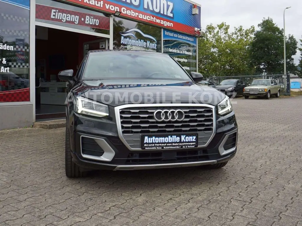 Photo 1 : Audi Q2 2019 Essence