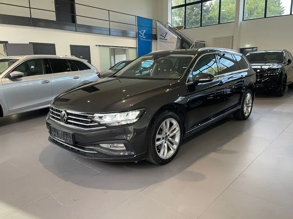 Photo 1 : Volkswagen Passat 2021 Diesel