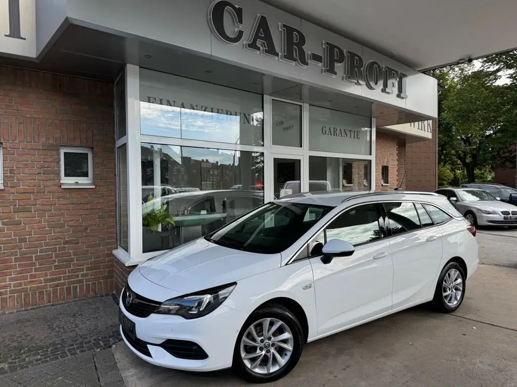 Photo 1 : Opel Astra 2021 Petrol