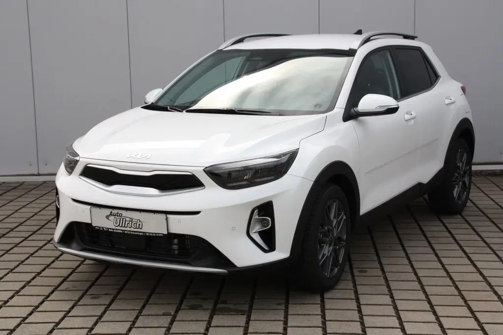 Photo 1 : Kia Stonic 2024 Petrol