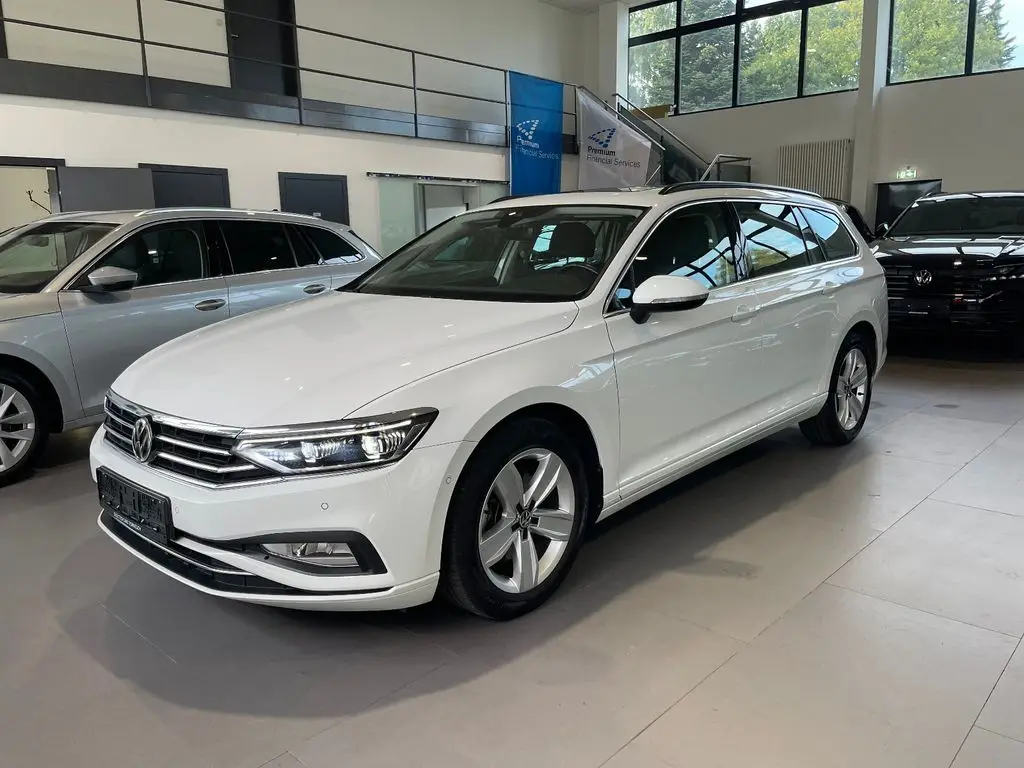 Photo 1 : Volkswagen Passat 2019 Diesel