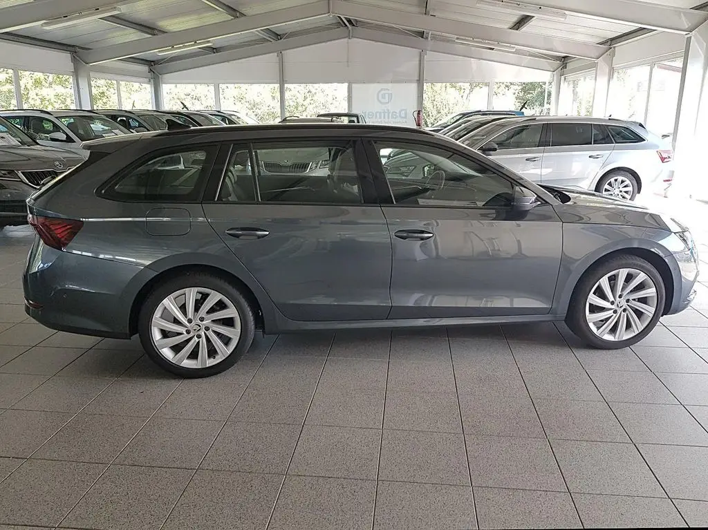 Photo 1 : Skoda Octavia 2021 Petrol