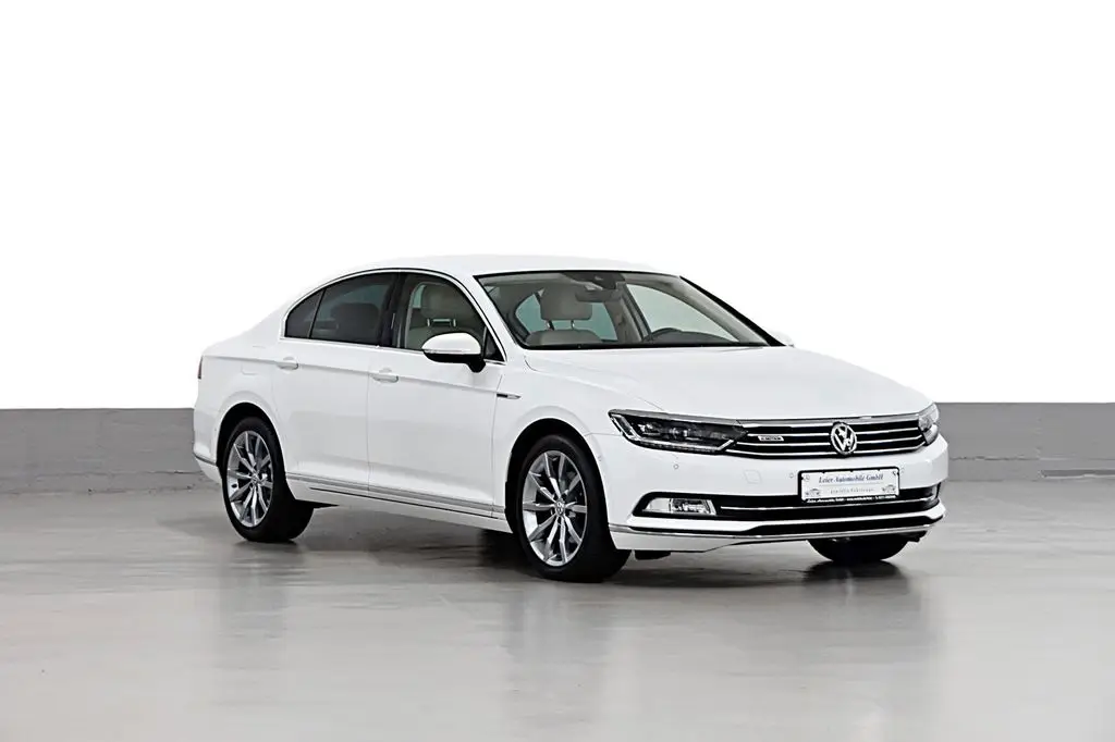 Photo 1 : Volkswagen Passat 2018 Diesel