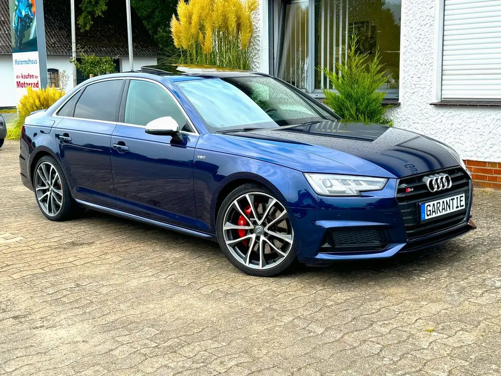 Photo 1 : Audi S4 2018 Essence