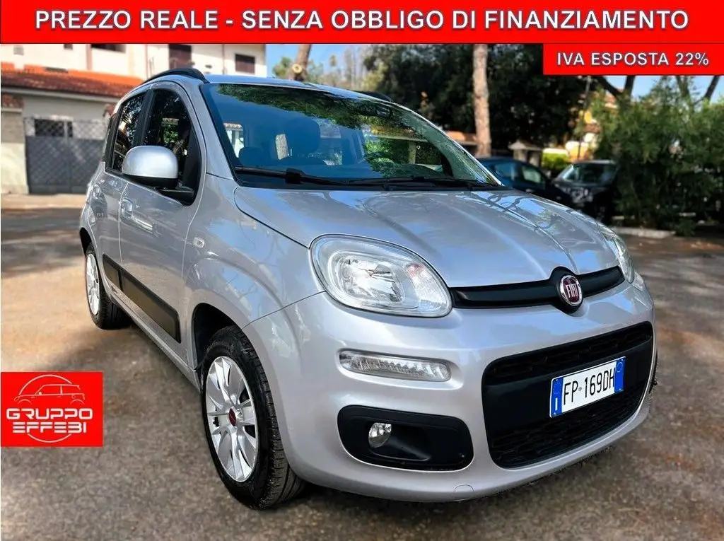 Photo 1 : Fiat Panda 2018 Essence