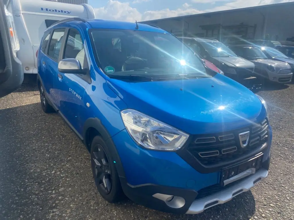 Photo 1 : Dacia Lodgy 2017 Petrol