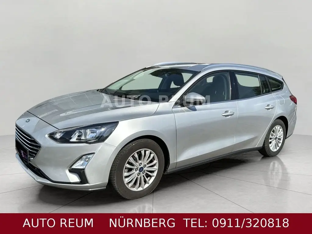 Photo 1 : Ford Focus 2019 Petrol